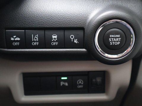 Suzuki Swift 1.2 MHEV Motion Hatchback 5dr Petrol Hybrid Manual Euro 6 (s/s) (82 ps) 36