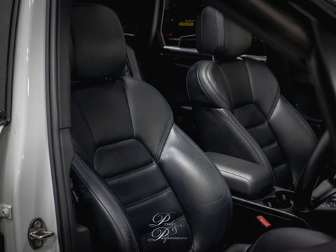 Porsche Macan 3.0 Macan S D Semi-Auto 4WD 5dr 16
