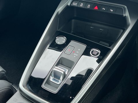 Audi A3 SPORTBACK TFSI S LINE MHEV 24