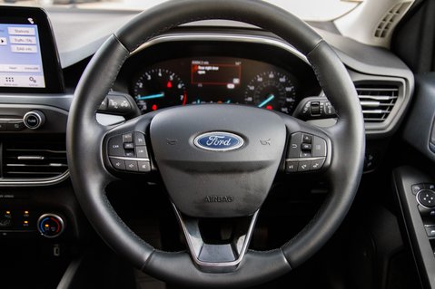 Ford Focus 1.0 21