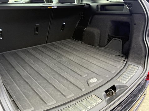 Land Rover Discovery Sport 1.5 P300e 12.2kWh Urban Edition SUV 5dr Petrol Plug-in Hybrid Auto 4WD Euro 21