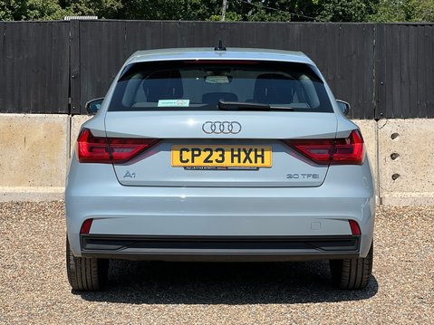 Audi A1 SPORTBACK TFSI TECHNIK 8
