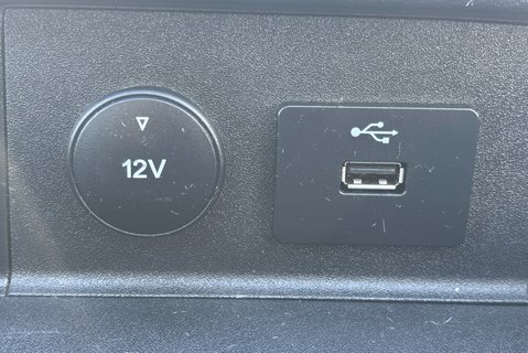 Ford Transit 350 Srw L4 130 ps Luton with Tail Lift 23