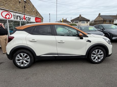Renault Captur ICONIC TCE EDC 8