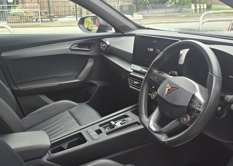 Cupra Formentor 2.0 TSI VZ2 SUV 5dr Petrol DSG 4Drive Euro 6 (s/s) (310 ps) 9