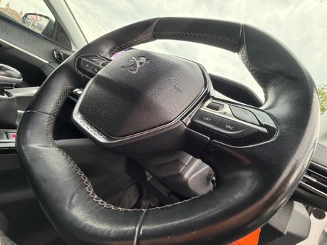 Peugeot 3008 BLUEHDI S/S ALLURE 14