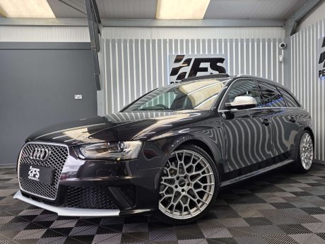 Audi RS4 4.2 FSI V8 Estate 5dr Petrol S Tronic quattro Euro 5 (450 ps) 47