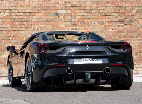 Ferrari 488 Spider 3