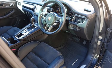 Porsche Macan GTS 14