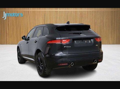 Jaguar F-Pace 3.0 D300 V6 S SUV 5dr Diesel Auto AWD Euro 6 (s/s) (300 ps) 2