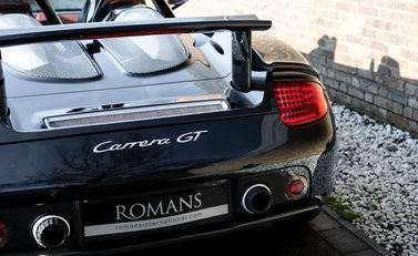 Porsche Carrera GT 25