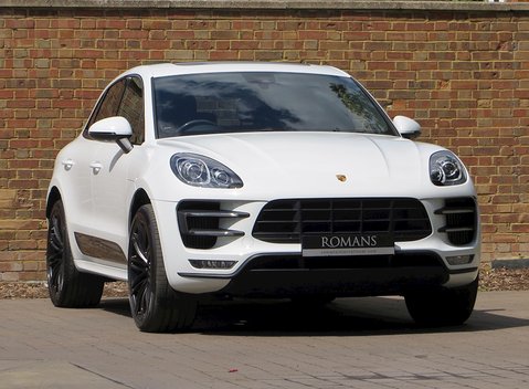 Porsche Macan Turbo 1