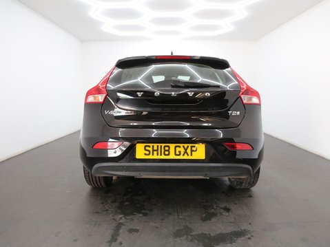 Volvo V40 2.0 T2 Inscription Euro 6 (s/s) 5dr 6