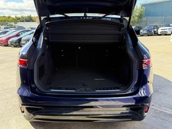 Jaguar F-Pace 2.0 D200 MHEV R-Dynamic Black SUV 5dr Diesel Auto AWD Euro 6 (s/s) (204 ps) 20