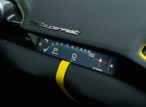 Ferrari 812 Superfast 14