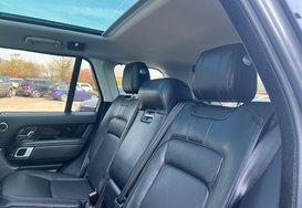 Land Rover Range Rover 3.0 SDV6 VOGUE AUTO 48