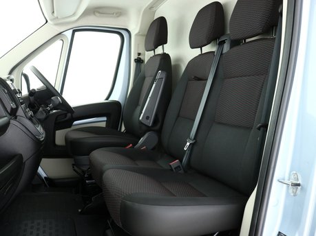 Citroen Relay 2.2 BlueHDi L2H2 Van 140ps Enterprise Pro 7