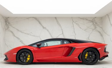Lamborghini Aventador LP 700-4 Pirelli Edition 2