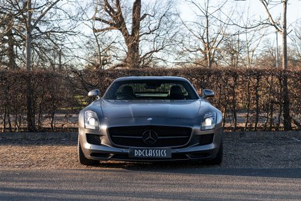 Mercedes-Benz SLS AMG 6