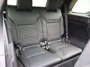 Land Rover Discovery R-DYNAMIC HSE MHEV 7 seater genuine Land Rover seats  15