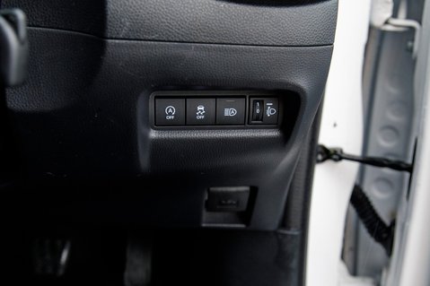 Toyota Aygo X VVT-I PURE 15