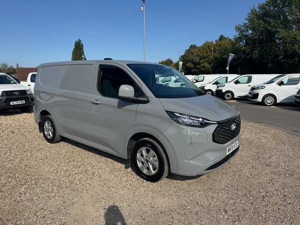 Ford E-Transit Custom 65KWH AUTO SWB L1H1 Low Roof Limited Air Con 218ps 4