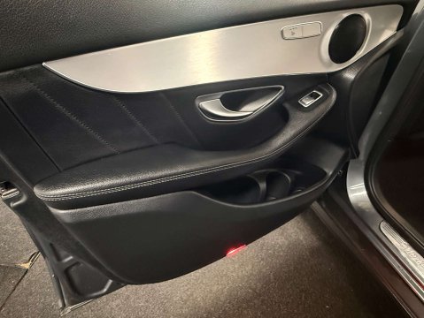 Mercedes-Benz GLC 2.1 GLC 220 D 4Matic AMG Line Auto 4WD 5dr 46