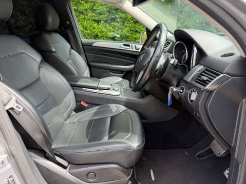 Mercedes-Benz M Class 2.1 ML250 Special Edition Bluetec Auto 4WD 5dr 18
