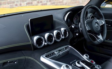 Mercedes-Benz Amg GT GT S 14