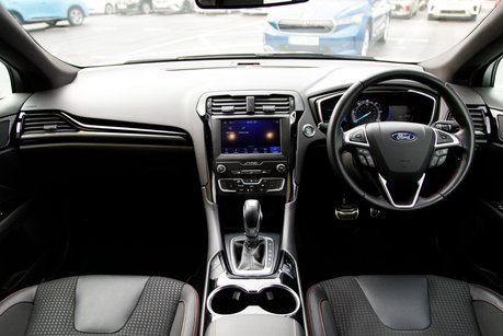 Ford Mondeo ST-LINE