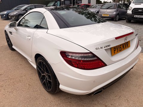 Mercedes-Benz SLK 1.8 SLK 200 AMG Sport BlueEfficiency 2dr 21