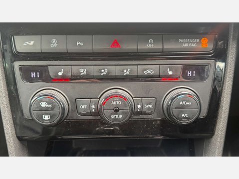SEAT Leon 2.0 Leon Cupra Luxury 290 TSi Semi-Auto 5dr 28