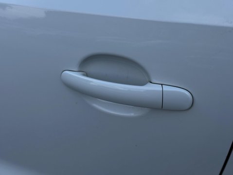 Volkswagen Polo 1.0 TSI BlueMotion Tech R-Line Euro 6 (s/s) 3dr 26