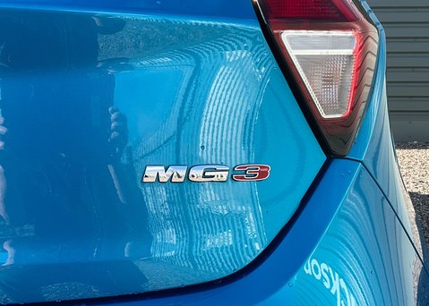 MG MG3 EXCLUSIVE NAV VTI-TECH 12