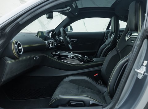 Mercedes-Benz Amg GT S PREMIUM 17