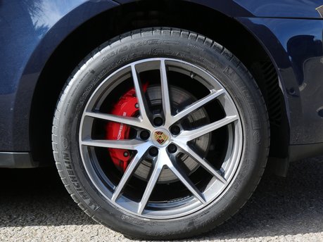 Porsche Macan S PDK - Pan Roof, BOSE, Adaptive Cruise Control Service History
