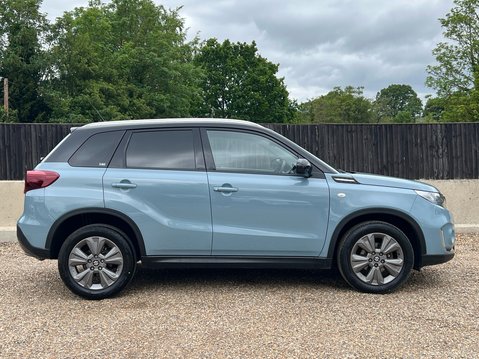 Suzuki Vitara SZ-T BOOSTERJET MHEV 5