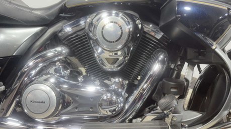 Kawasaki Vulcan 1700 VOYAGER 2010 40K NEW MOT SERVICED LARGE TOURER CRUISER BIKE 13