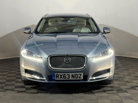 Jaguar XF D PREMIUM LUXURY SPORTBRAKE 2