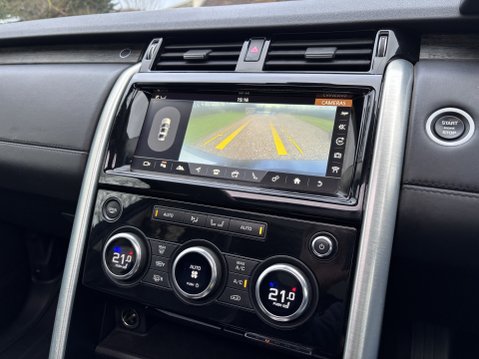 Land Rover Discovery TD6 HSE LUXURY 19