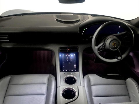 Porsche Taycan Performance Plus 93.4kWh Saloon 4dr Electric Auto RWD (11kW Charger) (476 p 19