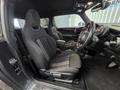 Mini Hatch 2.0 Cooper S GPF Hatchback 3dr Petrol Steptronic Euro 6 (s/s) (192 ps) 7