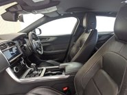 Jaguar XE 2.0 XE R-Dynamic S D Auto 4dr 33