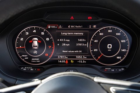 Audi Q2 TFSI SPORT 14