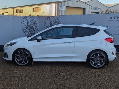 Ford Fiesta ST-3 4