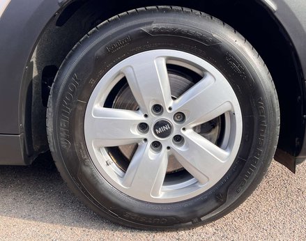 Mini Countryman 1.5 Countryman Cooper Classic Auto 5dr 15