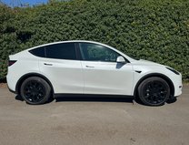 Tesla Model Y (Dual Motor) Long Range SUV 5dr Electric Auto 4WDE (384 bhp) 7