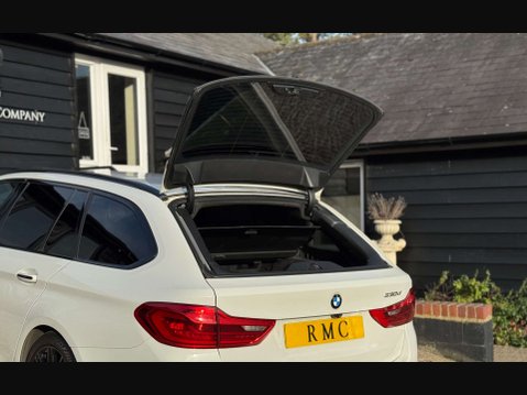 BMW 5 Series 3.0 530d M Sport Touring 5dr Diesel Auto Euro 6 (s/s) (265 ps) 13