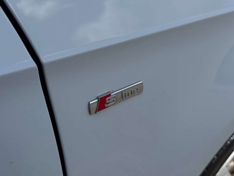 Citroen C4 Cactus 1.2 PureTech Flair Hatchback 5dr Petrol Manual Euro 6 (s/s) (110 ps) 22
