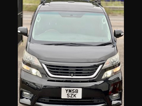 Toyota Vellfire V6 Sunroof 30